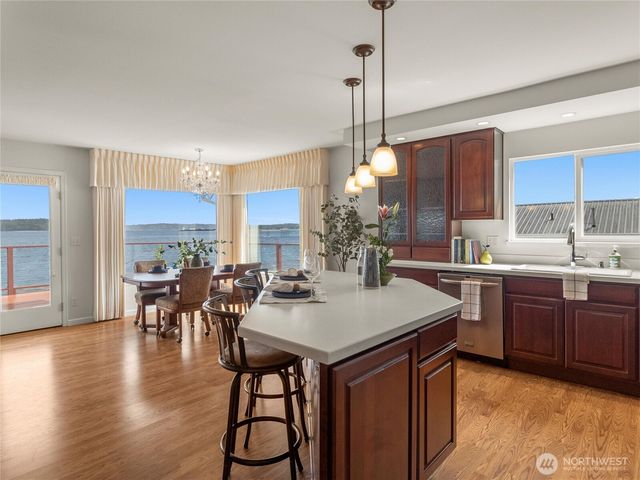 8609 E Caraway Road, Port Orchard, WA 98366