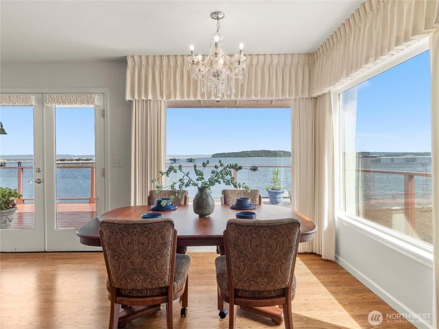 8609 E Caraway Road, Port Orchard, WA 98366