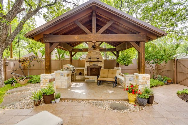6203 Prospect Hill Drive, Granbury, TX 76049