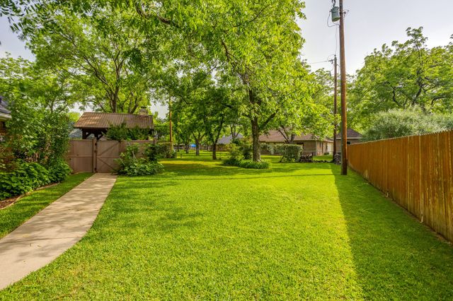 6203 Prospect Hill Drive, Granbury, TX 76049