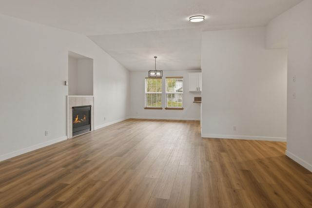 3097 NE Barrington Court, Bend, OR 97701