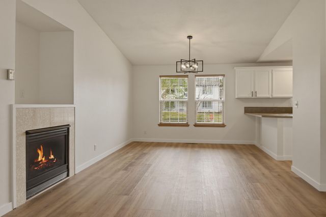 3097 NE Barrington Court, Bend, OR 97701