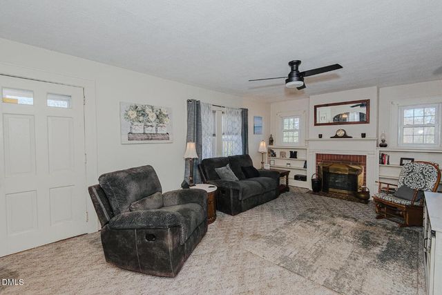 401 Trail One, Burlington, NC 27215