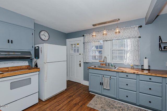 401 Trail One, Burlington, NC 27215