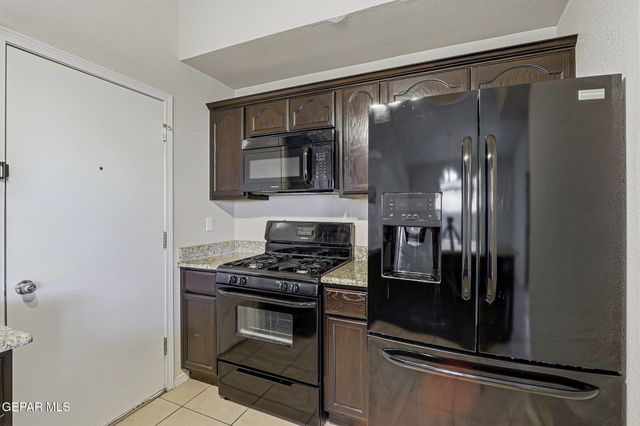 14677 BOER TRAIL Avenue, El Paso, TX 79938