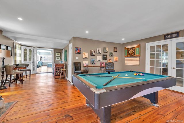52 Bayview Avenue, Babylon, NY 11702