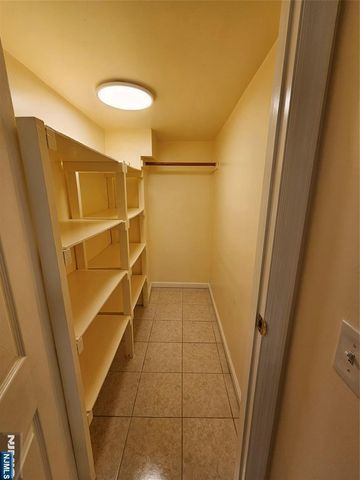 122 Eckel Road house, Little Ferry, NJ 07643