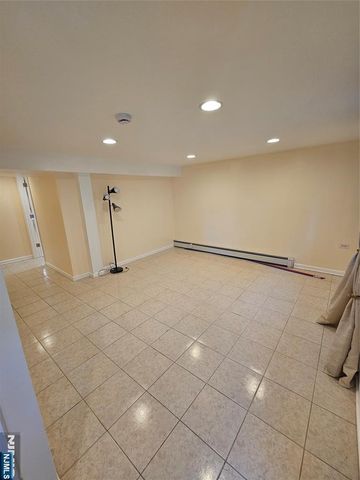 122 Eckel Road house, Little Ferry, NJ 07643