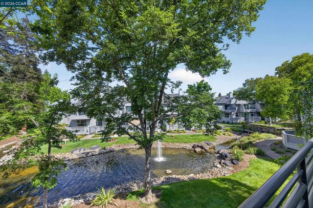 312 Rock Creek Way, Pleasant Hill, CA 94523