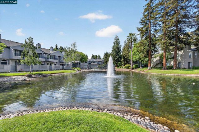 312 Rock Creek Way, Pleasant Hill, CA 94523