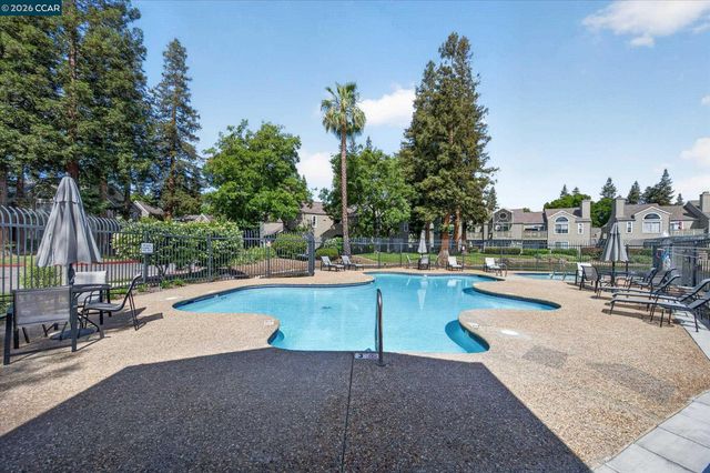 312 Rock Creek Way, Pleasant Hill, CA 94523