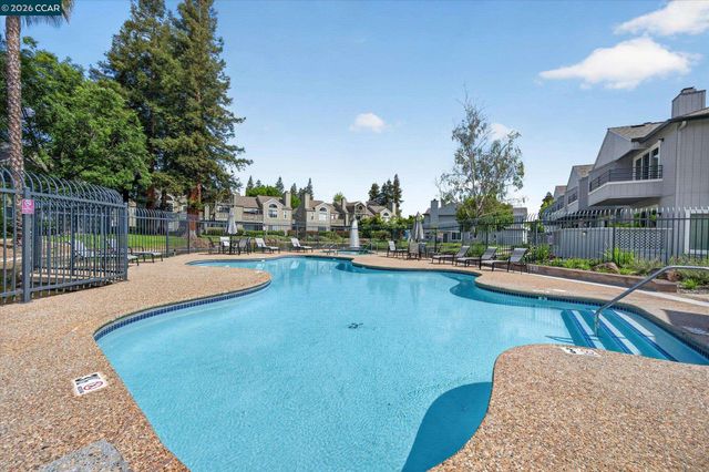 312 Rock Creek Way, Pleasant Hill, CA 94523
