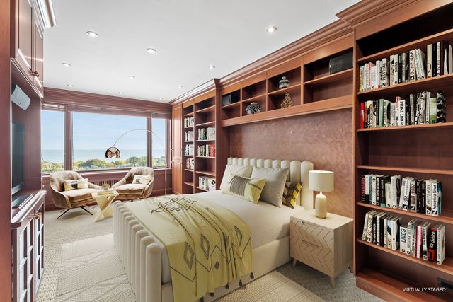 2912 N Commonwealth Avenue 11CD, Chicago, IL 60657