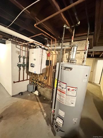 76 Jay Road, Centereach, NY 11720