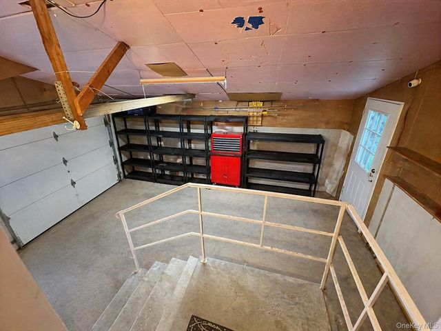 76 Jay Road, Centereach, NY 11720