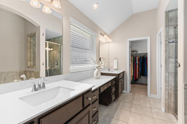 304 Miracle Rose WAY, Liberty Hill, TX 78642