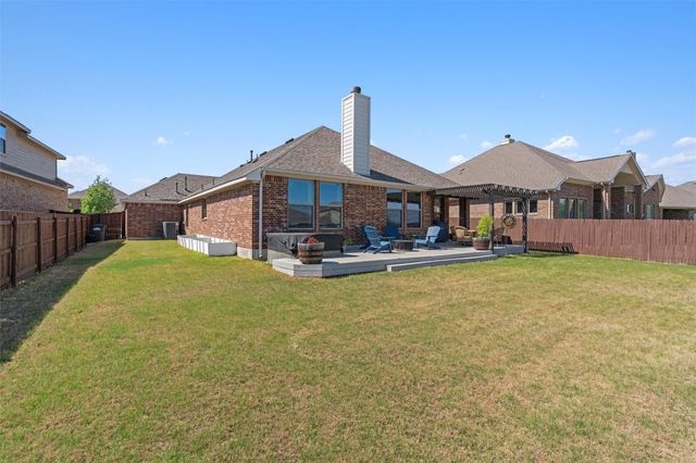 304 Miracle Rose WAY, Liberty Hill, TX 78642