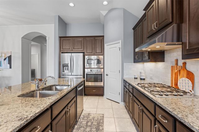 304 Miracle Rose WAY, Liberty Hill, TX 78642