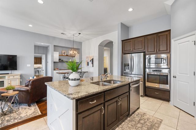 304 Miracle Rose WAY, Liberty Hill, TX 78642