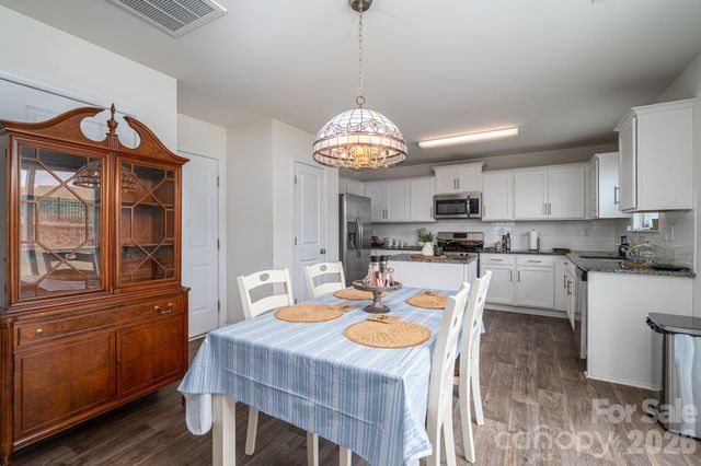 1536 Gaston Mountain Drive, Dallas, NC 28034