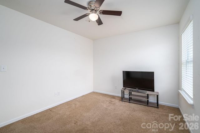 1536 Gaston Mountain Drive, Dallas, NC 28034