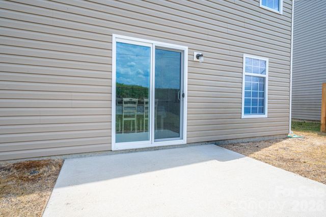 1536 Gaston Mountain Drive, Dallas, NC 28034