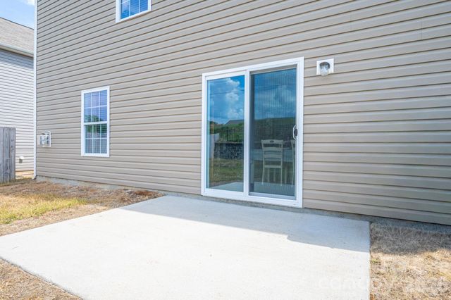 1536 Gaston Mountain Drive, Dallas, NC 28034