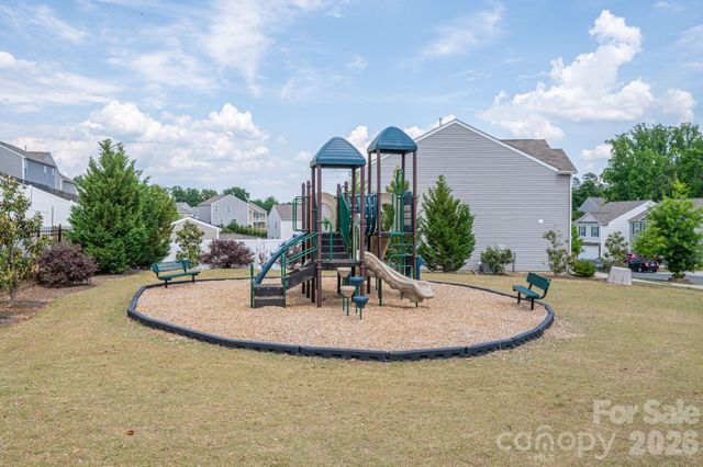 1536 Gaston Mountain Drive, Dallas, NC 28034