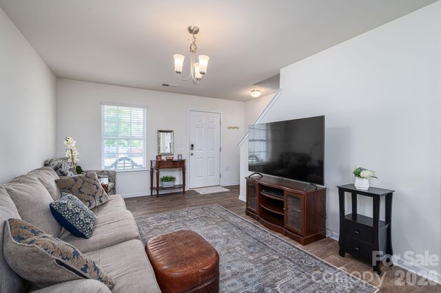 1536 Gaston Mountain Drive, Dallas, NC 28034