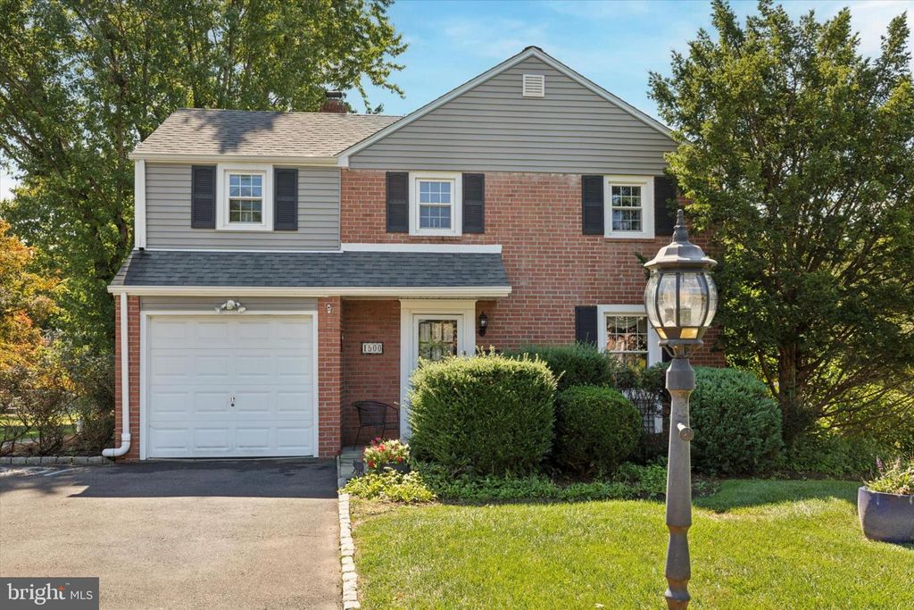 1500 ALLEN RD, Oreland, PA 19075