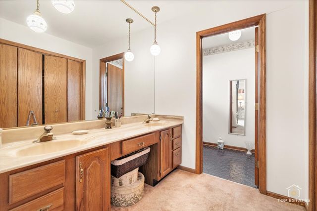 5844 W 124th Street, Alsip, IL 60803