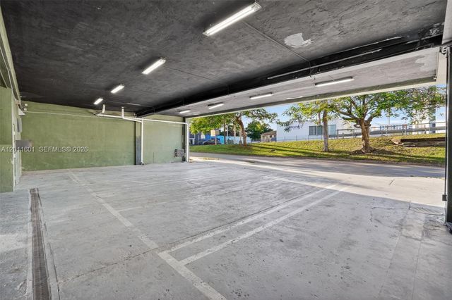 500 W Flagler Street, Miami, FL 33130