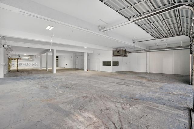 500 W Flagler Street, Miami, FL 33130