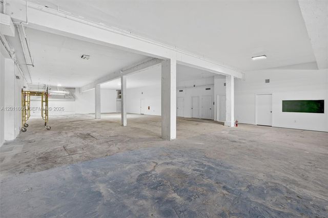 500 W Flagler Street, Miami, FL 33130