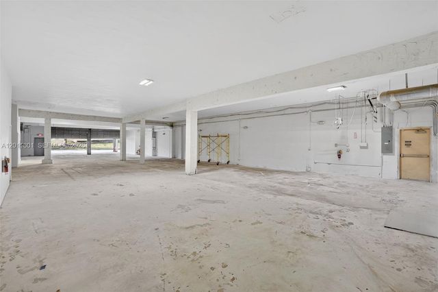 500 W Flagler Street, Miami, FL 33130