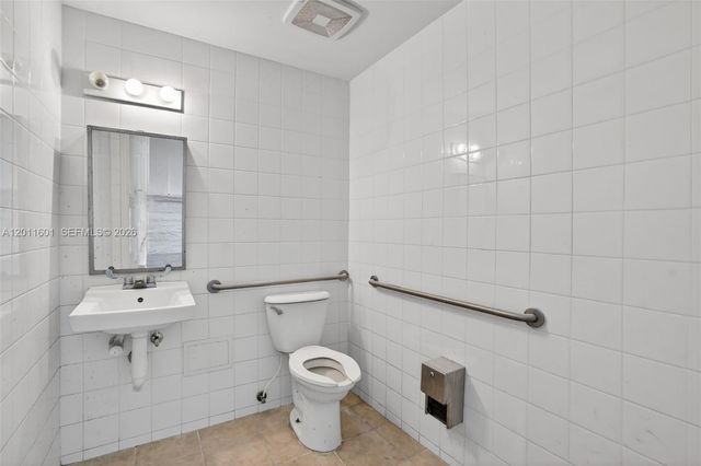 500 W Flagler Street, Miami, FL 33130