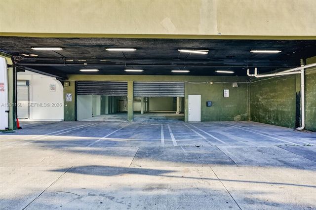 500 W Flagler Street, Miami, FL 33130