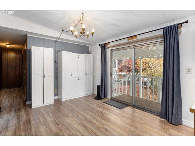 406 SHADOW RANCH Ln, Roseburg, OR 97470