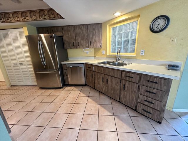 2361 ORANGESIDE ROAD, Palm Harbor, FL 34683