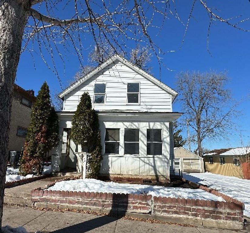 301 George Street W, Saint Paul, MN 55107