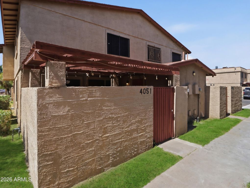 4051 W PALOMINO Road, Phoenix, AZ 85019 — exterior