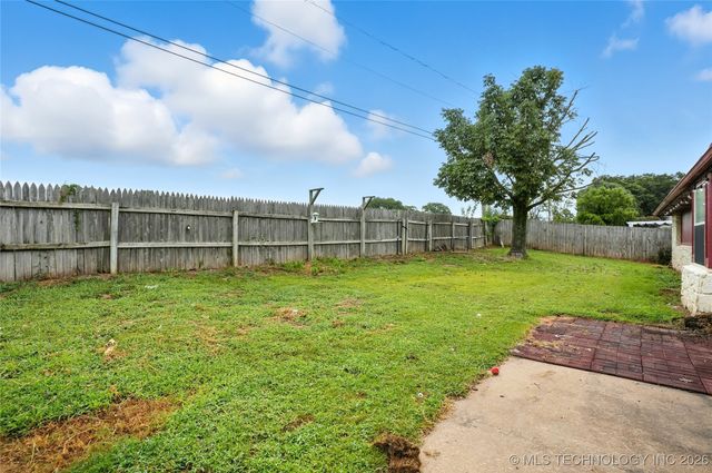 408 E Kingsport Street, Broken Arrow, OK 74011