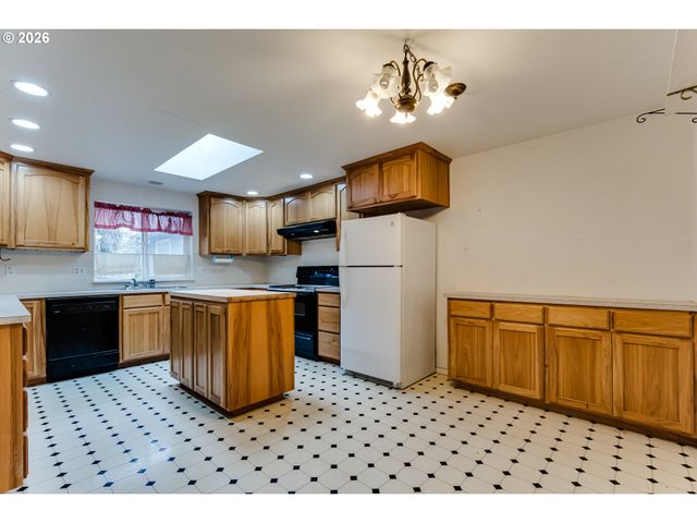 329 DEAN Ave, Eugene, OR 97404