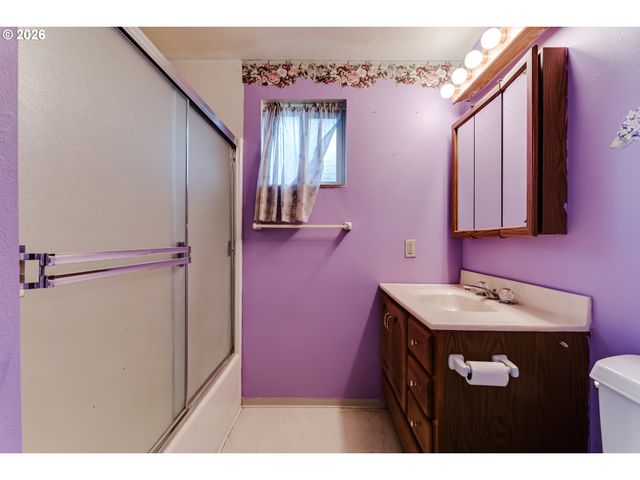 329 DEAN Ave, Eugene, OR 97404