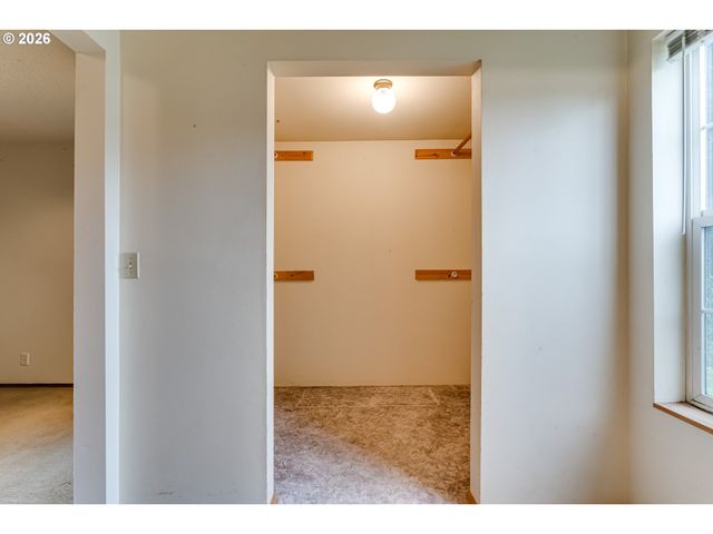 329 DEAN Ave, Eugene, OR 97404