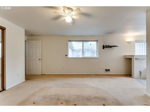 329 DEAN Ave, Eugene, OR 97404