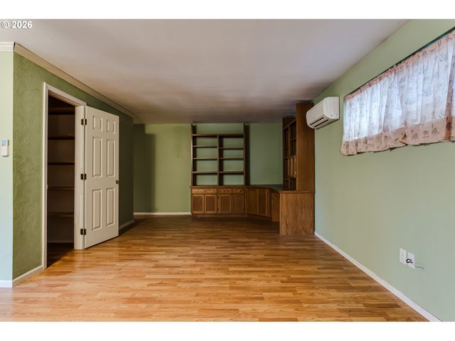 329 DEAN Ave, Eugene, OR 97404