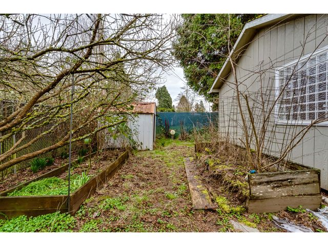 329 DEAN Ave, Eugene, OR 97404