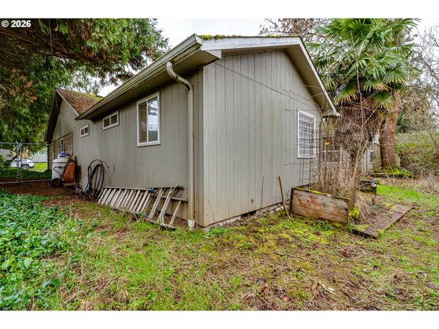 329 DEAN Ave, Eugene, OR 97404