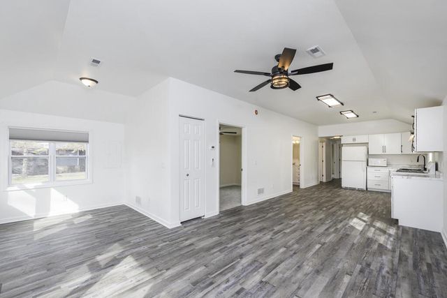 606 S Cogswell DRIVE, Silver Lake, WI 53170